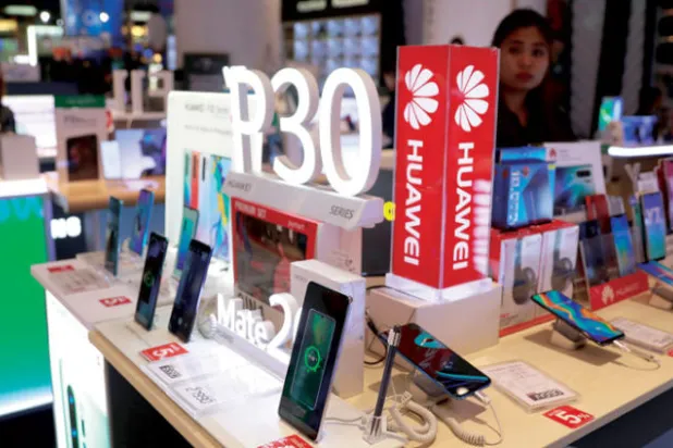 «عمالقة الاتصالات» يبدأون مقاطعة منتجات «هواوي»