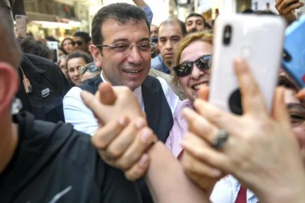 İmamoğlu’nun konuk olduğu programı erken bitiren Ahmet Hakan’a eleştiri