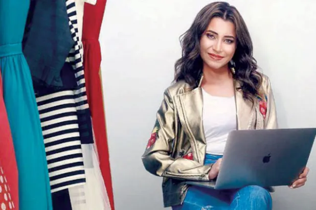 مسلسل «أنا شيري دوت كوم» يتبنّى حملة للتّبرع بملابس العيد للفقراء