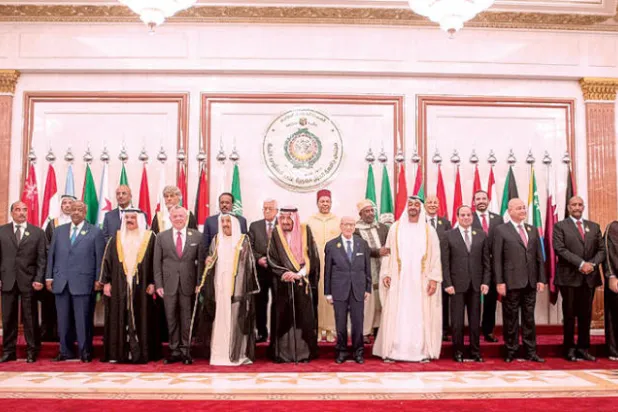 إدانة عربية في قمتي مكة لتدخلات إيران