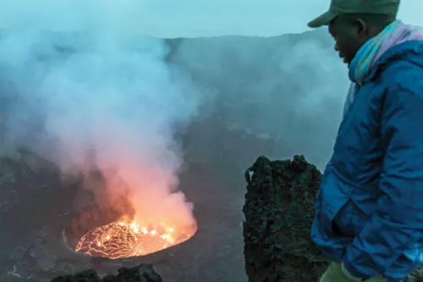 سياحة البراكين تجذب أعداداً متزايدة من السياح في مناطق عدة من العالم