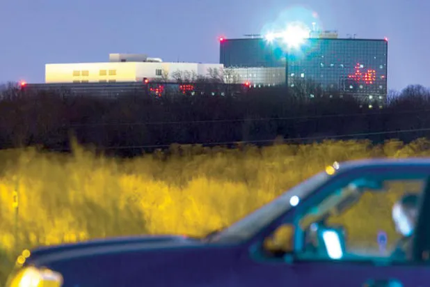 قراصنة يستخدمون أدوات سيبرانية أميركية لـ«شل» مدن وخدمات