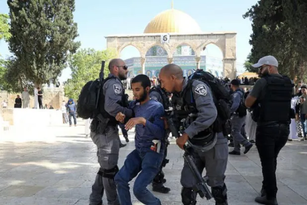 İsrail’den Mescid-i Aksa’da şiddet 