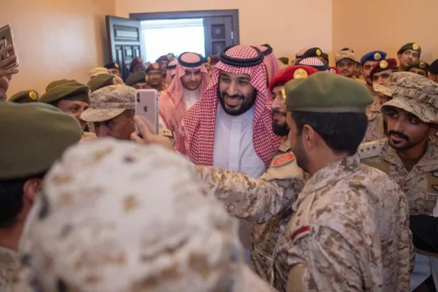 ولي العهد خلال زيارة معايدة لقطاع جازان في المنطقة الجنوبية (واس)