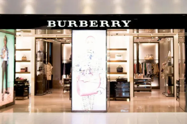 فرنسا تخطط لمنع تدمير السلع غير المباعة