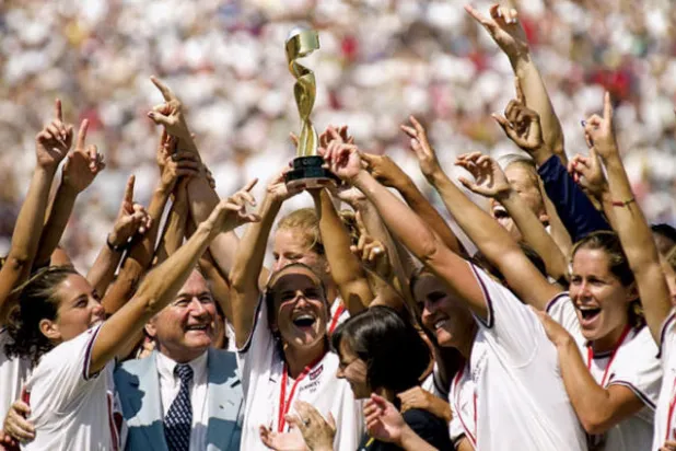 منتخب أميركا الفائز بكأس العالم للسيدات عام 1999