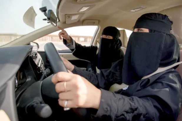 معرض «نسائي» للسيارات يهدف إلى رفع مستوى السلامة المرورية في السعودية