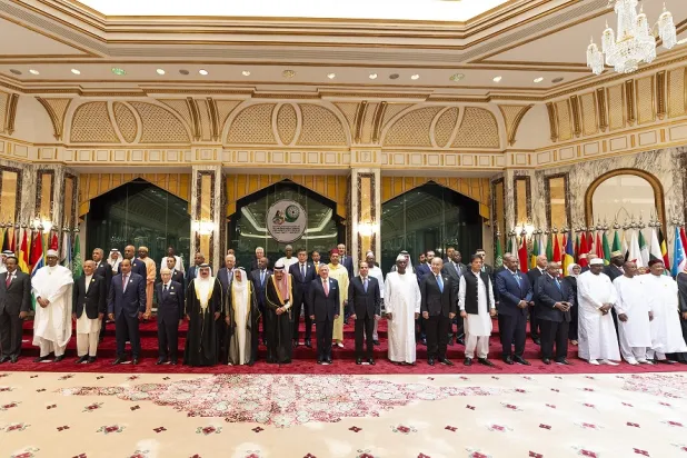 Iran Demands Response from Lebanon over Hariri’s Support of Makkah Summit Statement