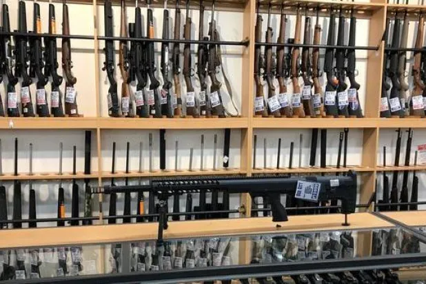 بعد مجزرة المسجدين... نيوزيلندا تشتري الأسلحة المحظورة من السكان