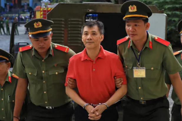 السجن 12 عاماً لأميركي أدين بالتخطيط للإطاحة بالحكومة في فيتنام