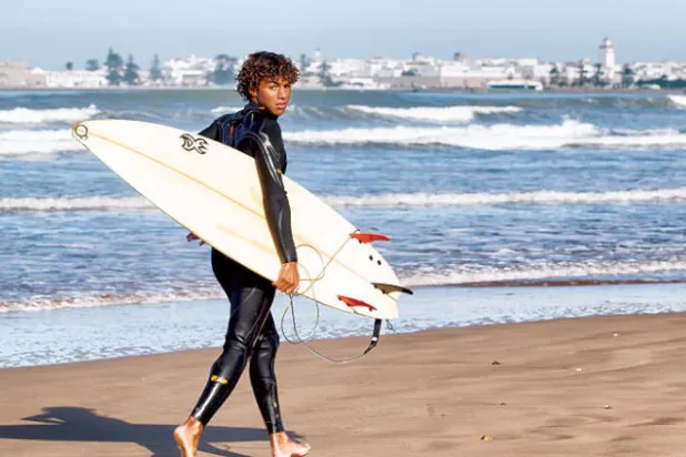 في أحد شواطئ الصويرة