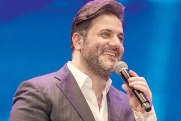 ملحم زين: {السوشيال ميديا} مفهوم حديث أخطأ كثيرون في كيفية استخدامه