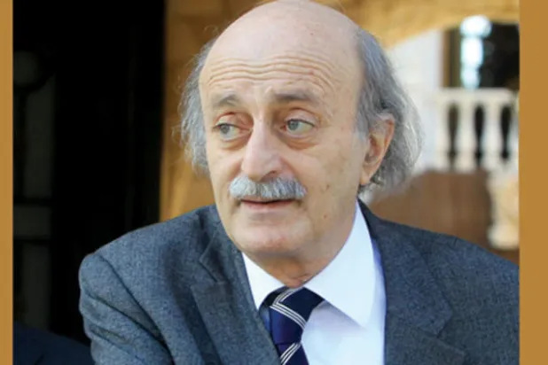 جنبلاط يبدأ اتصالات محلية ودولية لشرح ملابسات أحداث الجبل