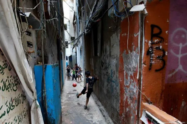 Officials Surprised at Plan to Integrate Palestinian Refugees in Lebanese Society