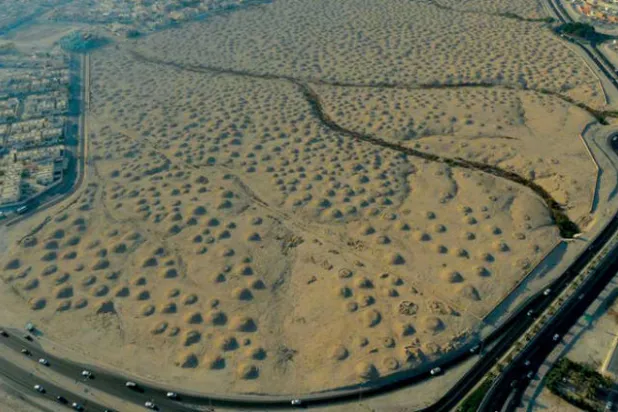 تلال مدافن دلمون في البحرين على قائمة التراث العالمي لمنظمة «اليونيسكو»