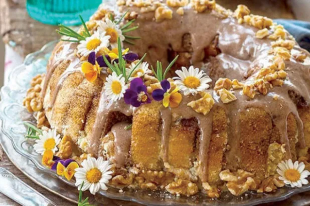 كعكة بقايا الخبز