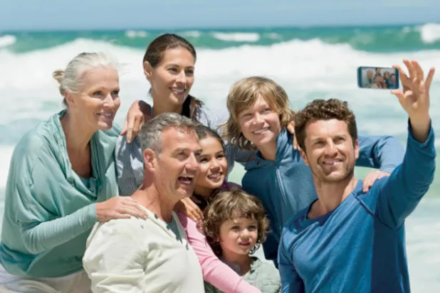 مشاركة صور رحلاتك العائلية أثناء وجودك فيها قد يساهم في اختراق منزلك