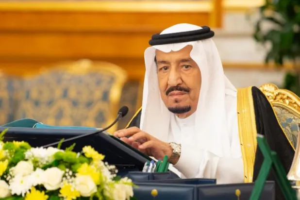 خادم الحرمين الشريفين خلال ترؤسه جلسة مجلس الوزراء (واس)