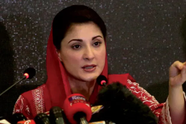 محكمة باكستانية تطالب وزارة العدل بإقالة قاض حاكَم نواز شريف