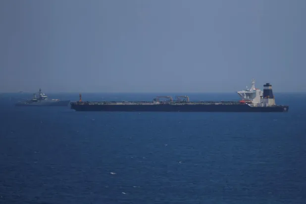 بنما تحذف من سجلاتها عشرات السفن المرتبطة بإيران وسوريا