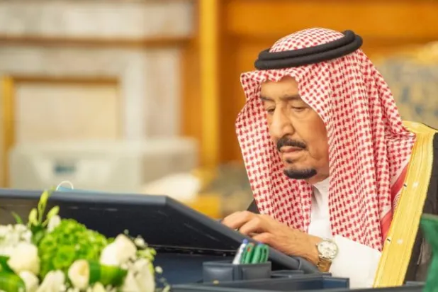 خادم الحرمين الشريفين الملك سلمان بن عبد العزيز حلال ترؤسه جلسة مجلس الوزراء (واس) 