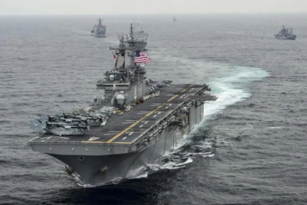 ترامپ از سرنگونی یک پهپاد ایرانی در خلیج خبر داد؛ سپاه تکذیب کرد