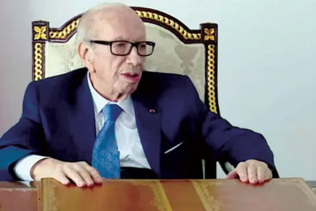 الرئيس التونسي يظهر أمام الإعلام في ظل جدل حول وضعه الصحي