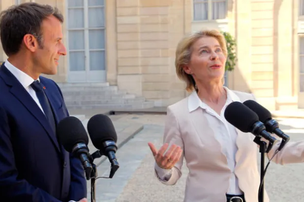 باريس وبرلين تدفعان باتجاه اتفاق أوروبي حول المهاجرين