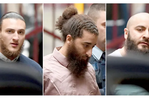 أكثر من 10 سنوات سجناً لـ3 أستراليين فجروا مسجداً