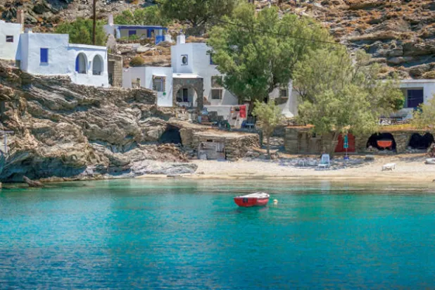 قرية كاردياني بتينوس