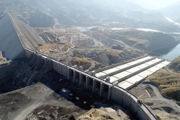 تركيا تبدأ ملء سد إليسو على نهر دجلة... وتهدد العراق بالجفاف