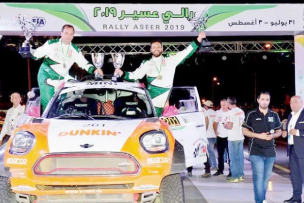 ياسر بن سعيدان خلال تتويجه بلقب رالي عسير 2019 (الشرق الأوسط)