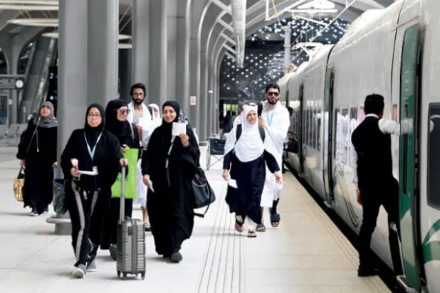 64 رحلة أسبوعية لـ«قطار الحرمين» في تجربة الحج الأولى
