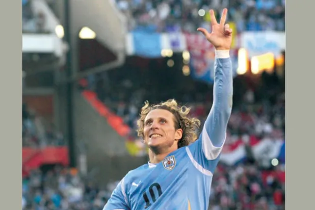 فورلان يعتزل اللعب نهائياً