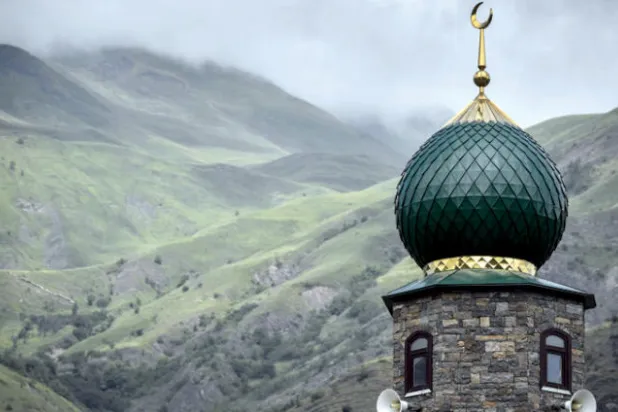 الشيشان ترسل زوجات مقاتلي «داعش» إلى المدارس بدلاً من السجون