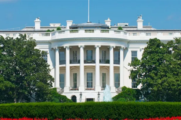 شركات التواصل الاجتماعي تناقش في البيت الأبيض التطرف على الإنترنت