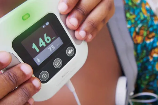 جهاز إلكتروني يساعد الحوامل على متابعة نبض الأجنة