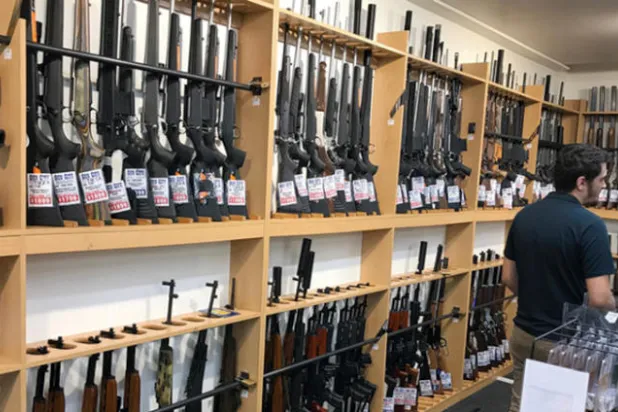 نيوزيلندا تشتري آلاف قطع السلاح تفادياً لتكرار مذبحة المسجدين