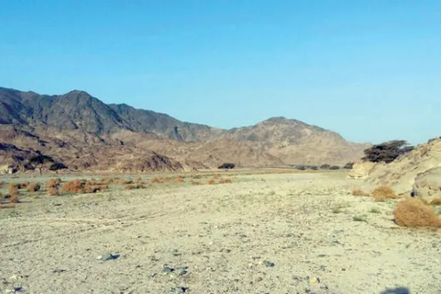 دروب تهريب المهاجرين تمر عبر طرق جبلية على الحدود بين مصر والسودان