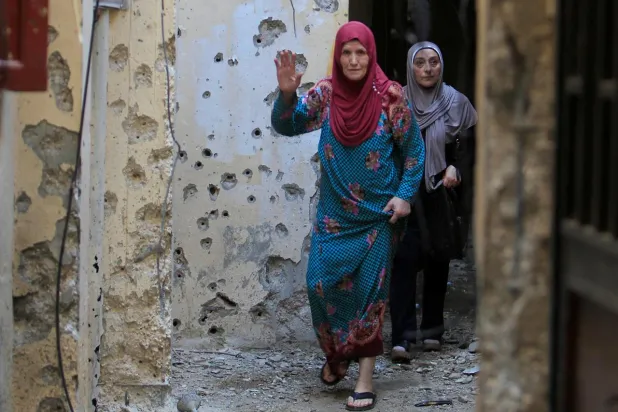 Palestinians in Ain al-Hilweh Continue Their Protests Against Imposition of Labor Permit