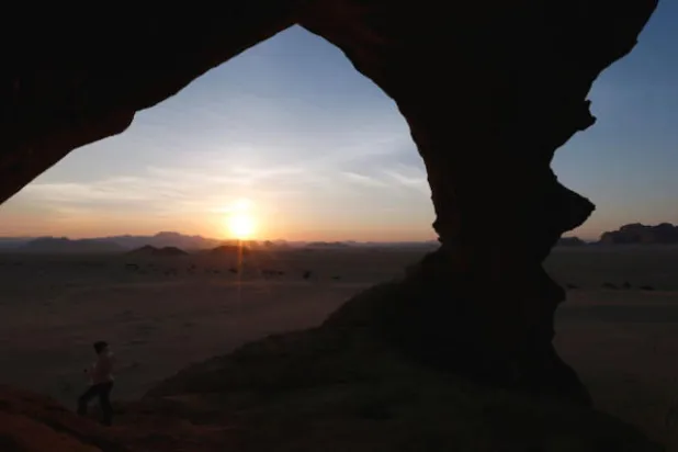 وادي رم بالأردن يجذب الزوار لرؤية النجوم والكواكب