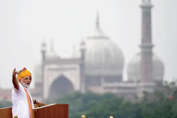 مودي يدافع عن قراره إلغاء «الحكم الذاتي» في كشمير