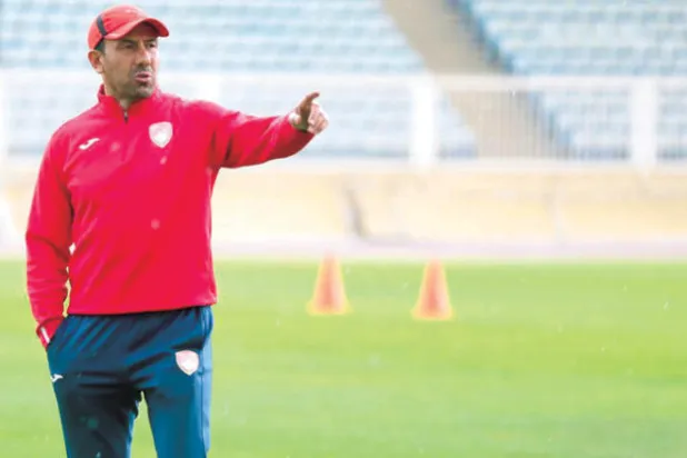 كوكي: جميع لاعبي ضمك يتمنون اللعب أمام بطل الدوري