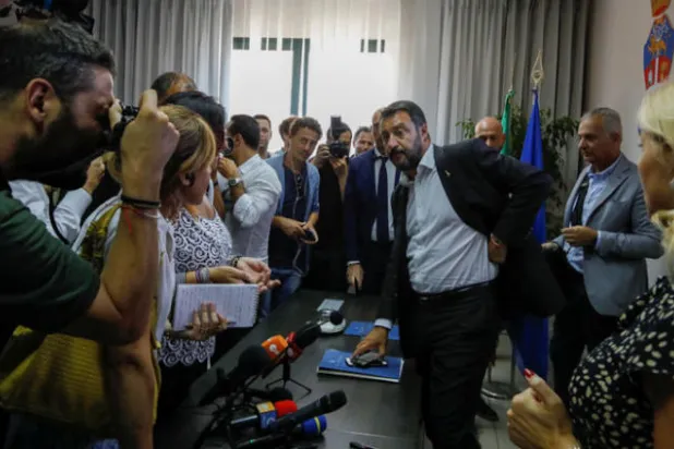 إيطاليا... أمام مفترق طرق