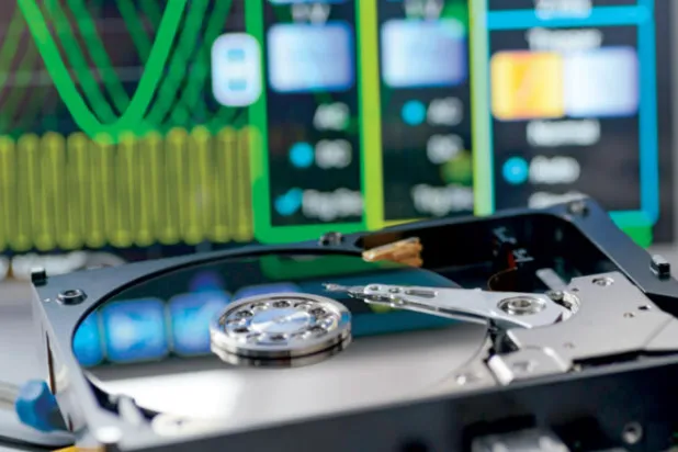 قرصي الصلب تضرّر بالكامل... هل يمكن إنقاذ الملفّات؟