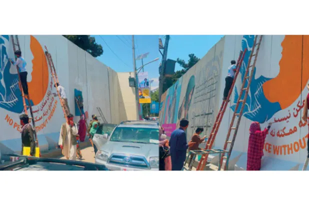 نساء ورجال وأطفال شاركوا في الرّسم على الجدران الفاصلة في كابل