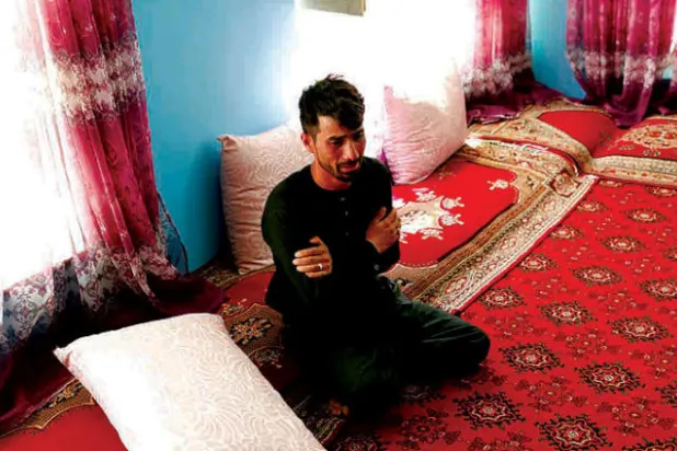 أفغاني يروي كيف حوّل تفجيرٌ انتحاري حفل زفافه إلى مجزرة