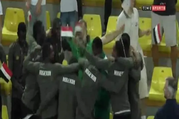 «نيجيريا ومصر إيد واحدة»... الوحدة الأفريقية تخطف الأنظار في مونديال اليد