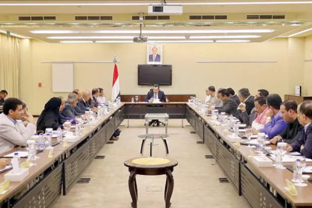 الحكومة اليمنية: سنستخدم أدواتنا القانونية والدستورية لإنهاء التمرد