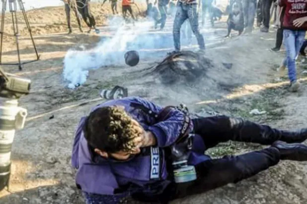 المصورون في غزة... حكاية تبدأ بالشّغف وقد تنتهي بالموت أو الإصابة